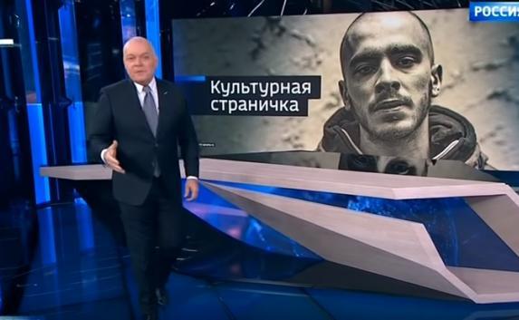 Порно Толстую Жену В Троем Онлайн Бесплатно